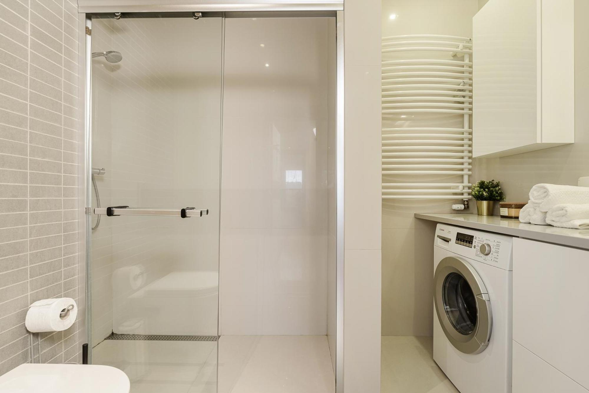 Apartament Premium With Free Parking Near Muzeum Powstania Warszawa