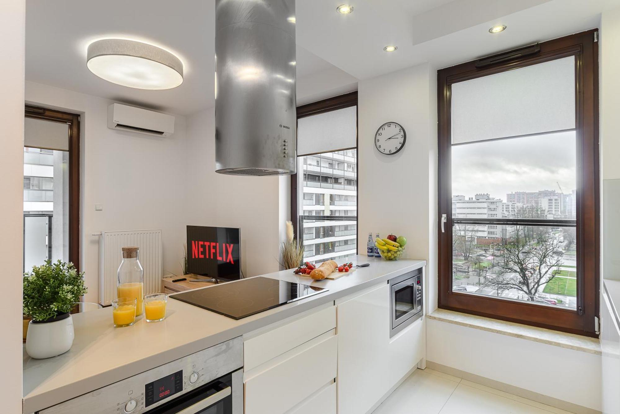 Premium With Free Parking Near Muzeum Powstania * Warszawa